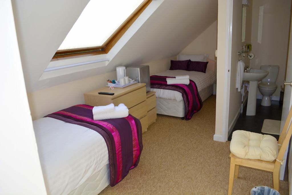 Winston Guesthouse Bicester Eksteriør billede