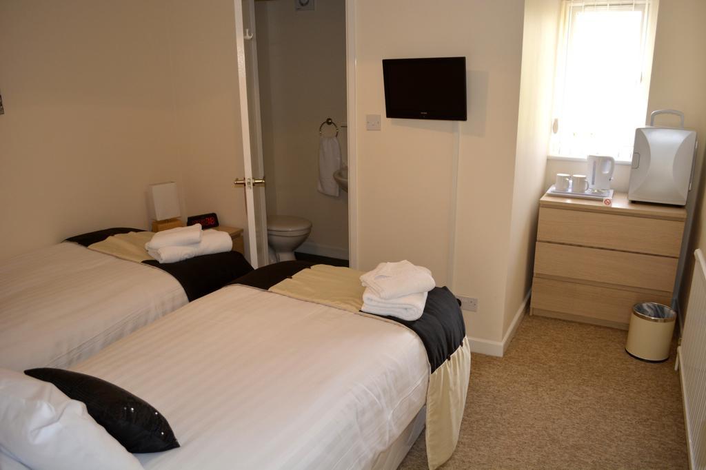 Winston Guesthouse Bicester Eksteriør billede